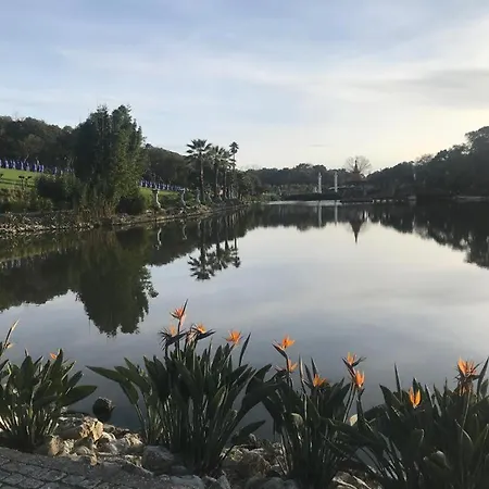 Palacete Vasco Da Gama * Vermelha