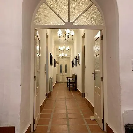 Palacete Da Vermelha Bed and Breakfast *